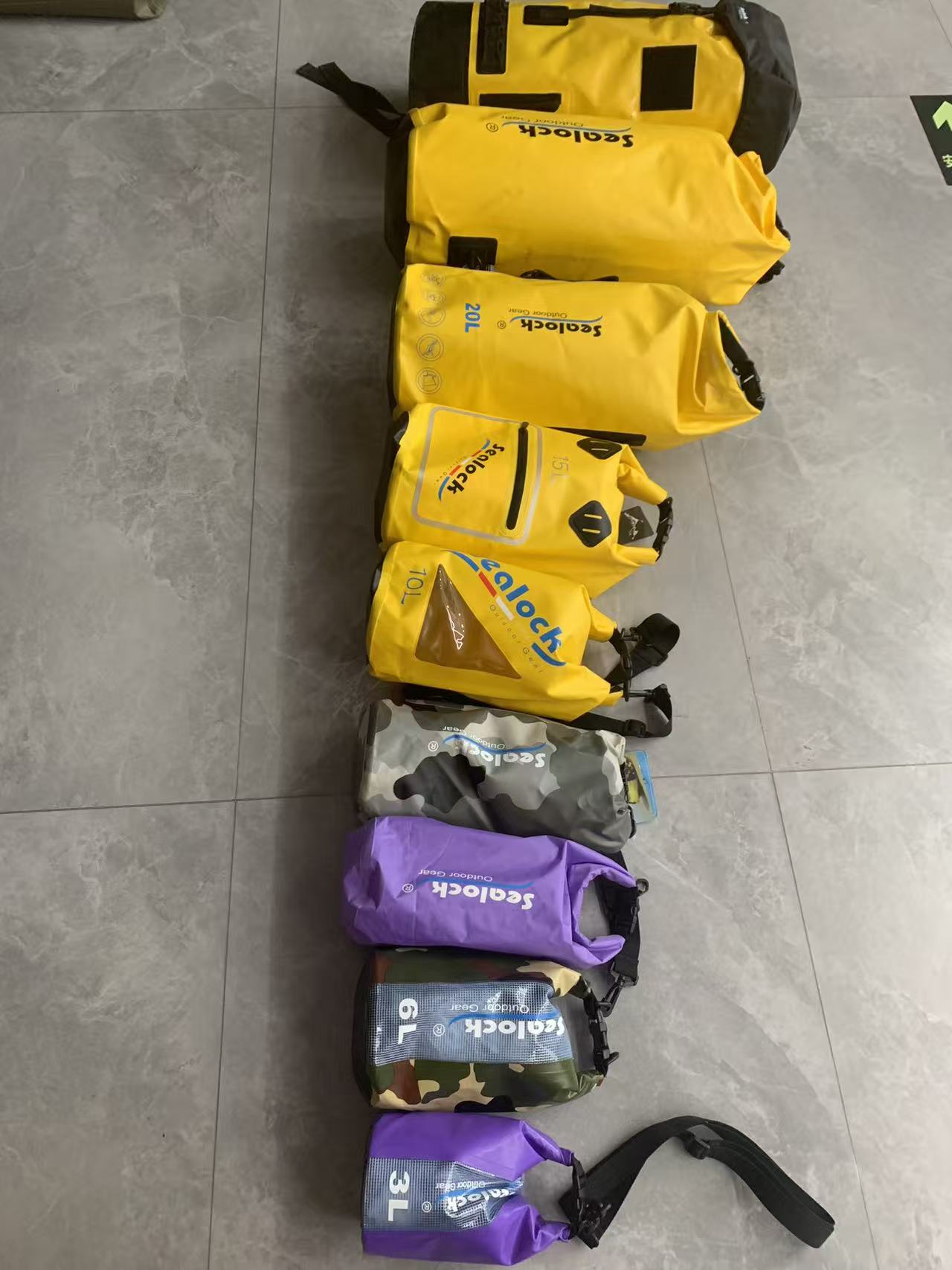 Συγκολλημένες ξηρές σακούλες Camping 20–80L — MOQ 300 | Κίνα & Βιετνάμ
